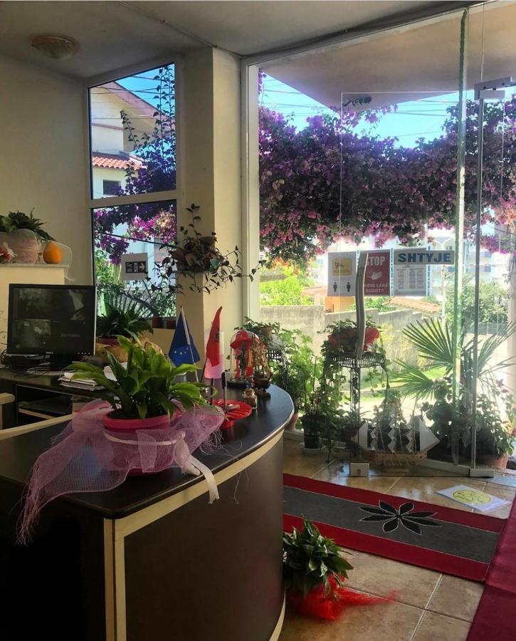 Hotel Ridal Vlorë 外观 照片