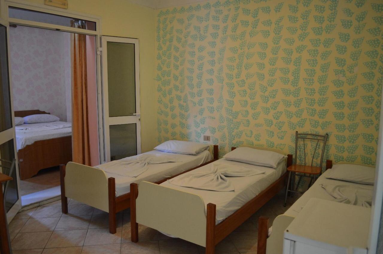 Hotel Ridal Vlorë 外观 照片