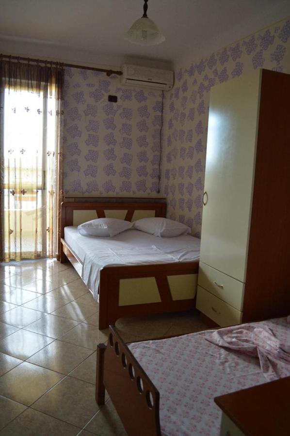 Hotel Ridal Vlorë 外观 照片